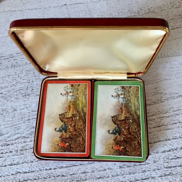 Vintage Pinochle Cards Riding to the Hounds 2 Decks in Case - Picture 2 of 8